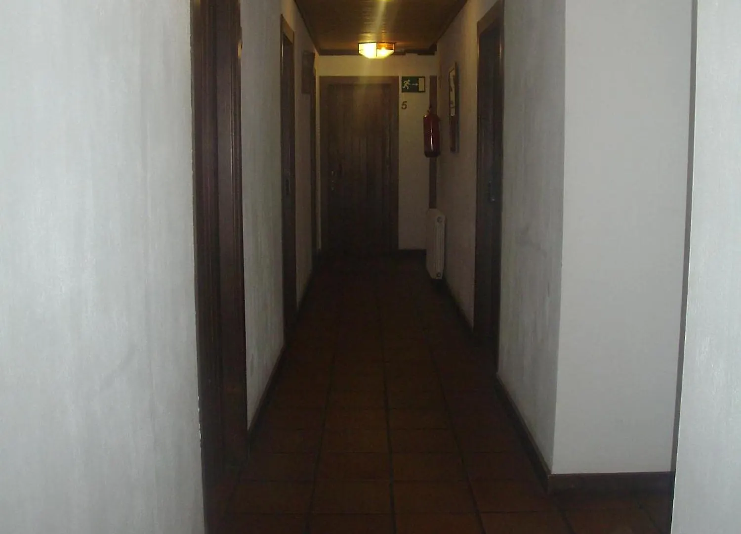 Hostal Yeti Serra Nevada Casa de hóspedes