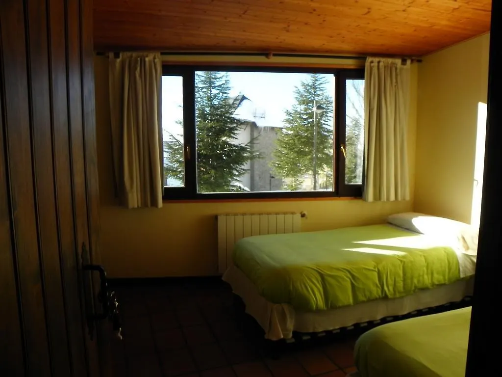 Hostal Yeti Serra Nevada 0*,